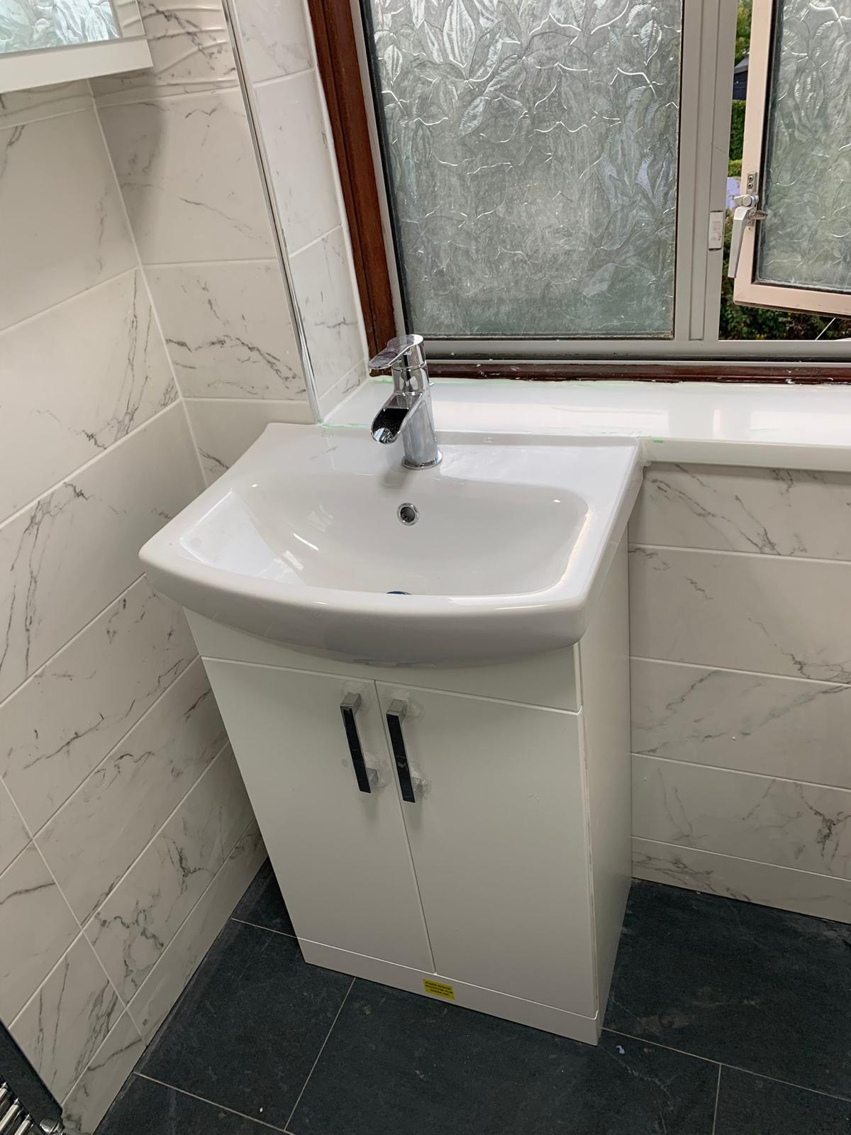 Basin installation